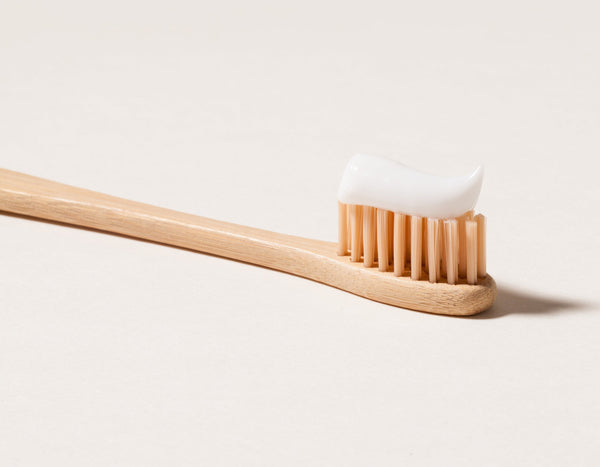Hot Toothbrush Toothpaste Add Is It Safe To Add Essential Oils To Toothpaste?