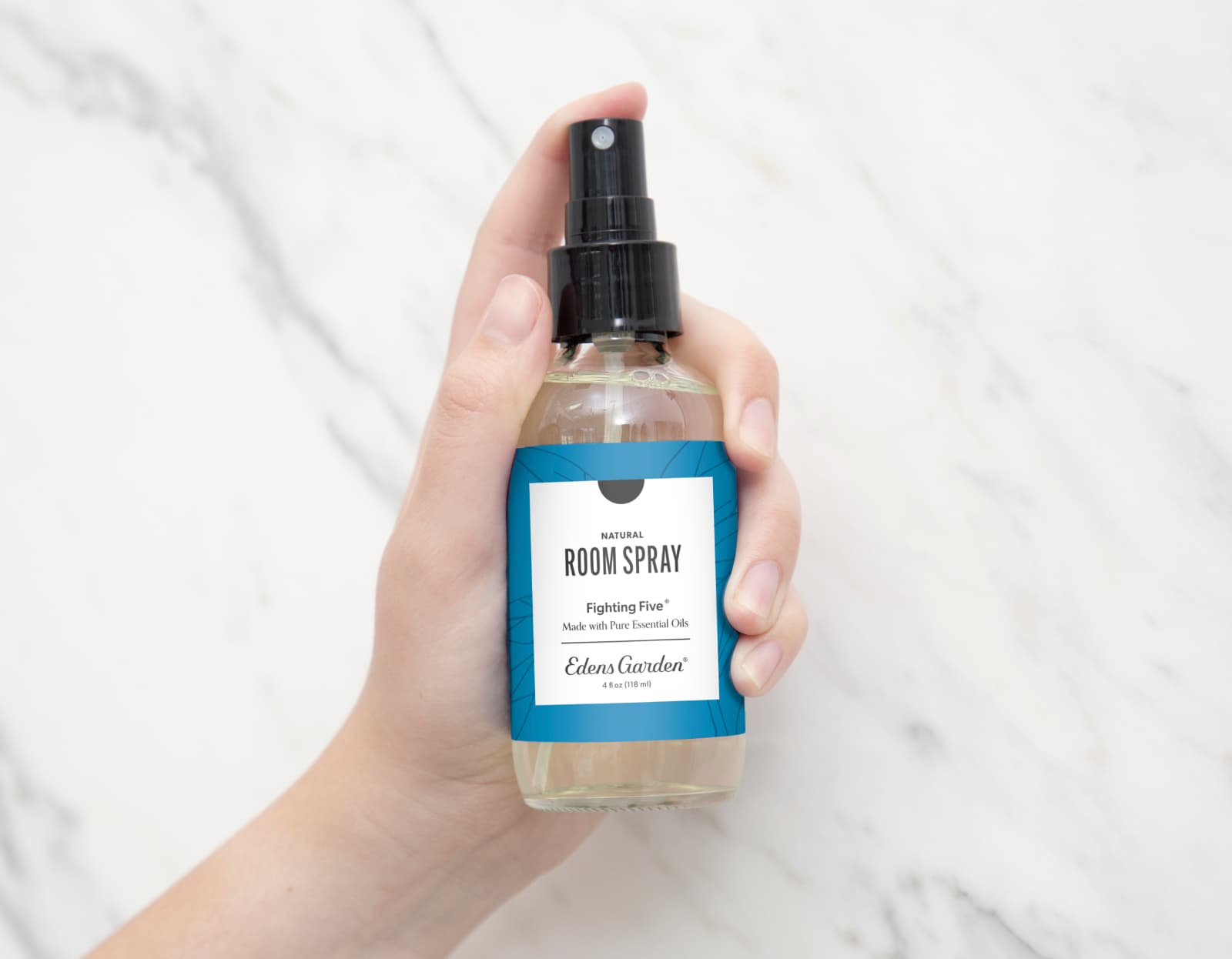 Finger pressing room spay nozzle