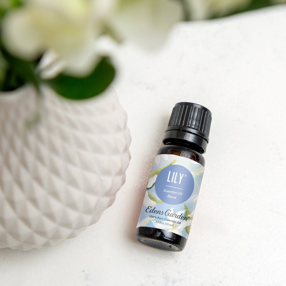 Lifestyle image of Lily Essential Oil Blend™