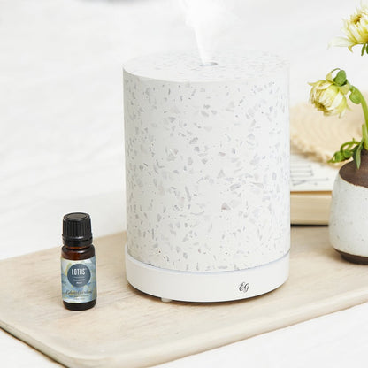 Lifestyle image of Lotus Essential Oil Blend™