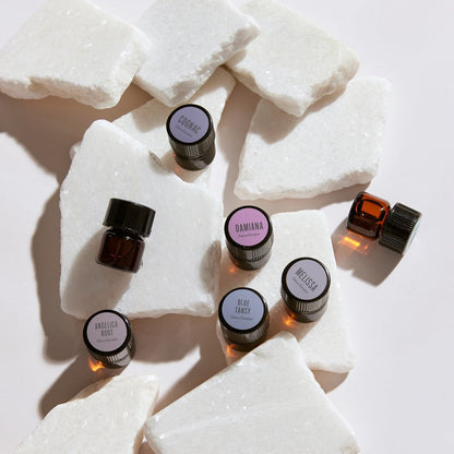 Lifestyle image of Sample of Melissa Essential Oil