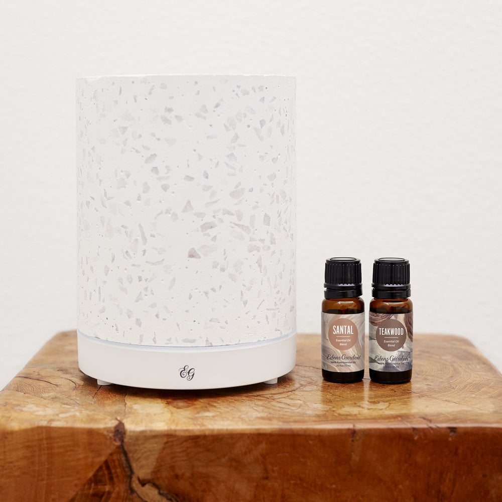 Lifestyle image of In Nature Teakwood Essential Oil Blend