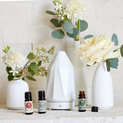 Lifestyle image of Holiday 3 Set & Diamond Diffuser